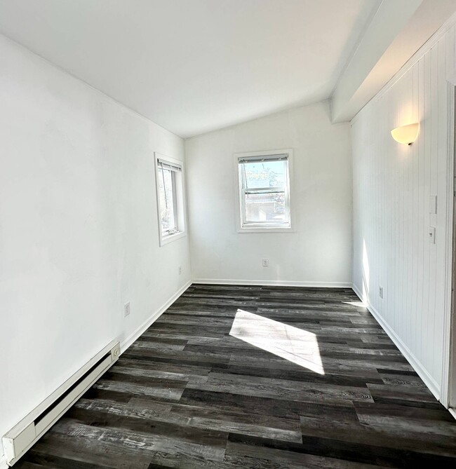 Building Photo - 146 Vley Rd