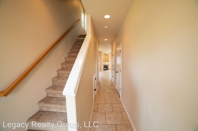 Foto del edificio - 3 br, 2.5 bath House - 875 NW 1ST AVE