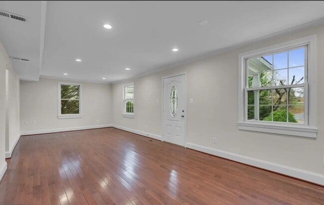 Photo - Arlington House