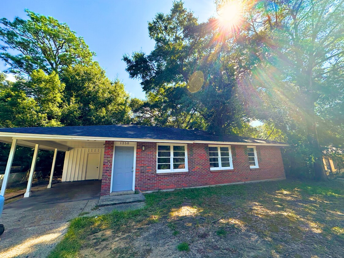 Foto principal - 1250 Druid Dr