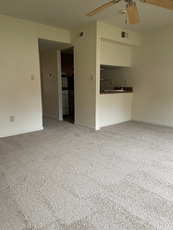 Building Photo - 113 Hampton Club Dr