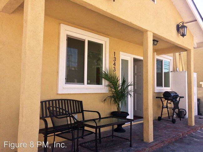 Building Photo - 2 br, 1.5 bath Apartment - 1343 W Temple St