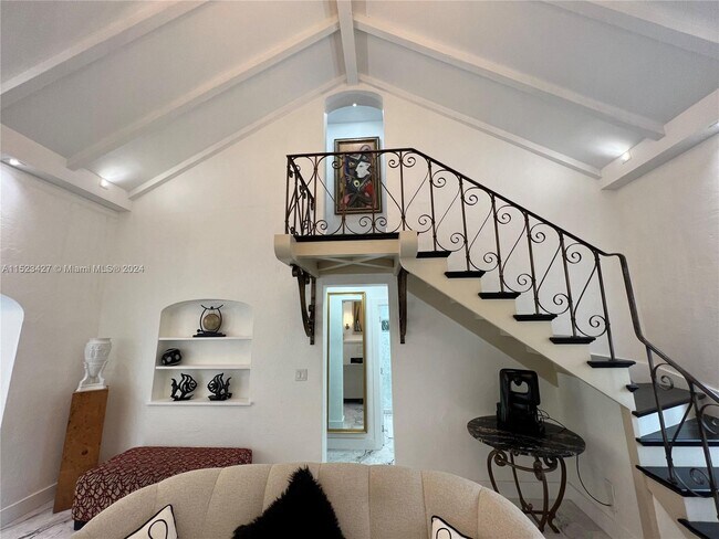 Foto del edificio - 435 NE 77th Street Rd