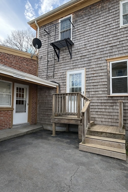 Building Photo - 24 Sycamore St