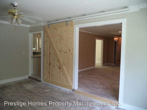 Building Photo - 17 Magnolia Dr