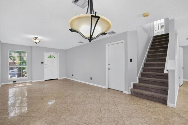 Building Photo - 1410 Green Terrace Dr