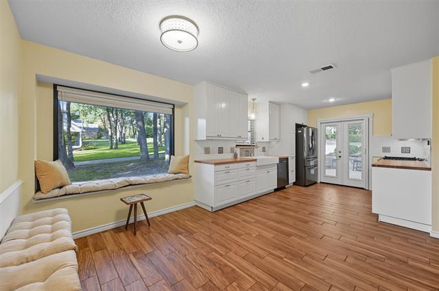 Foto del edificio - 1520 Bellechase Dr