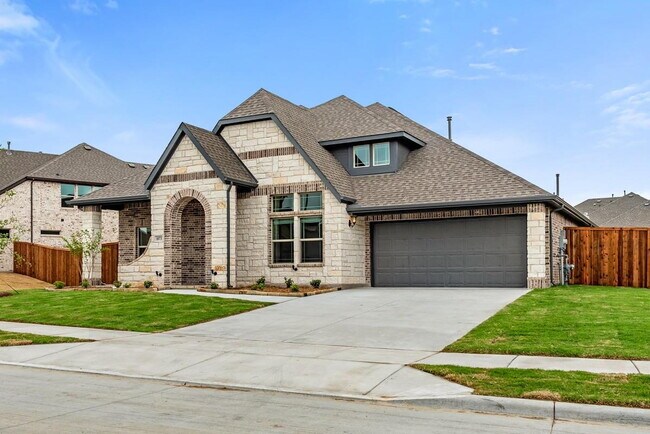 Foto del edificio - Spacious 4-Bedroom Retreat with 3 Full Baths – Your Modern Sanctuary Awaits in Justin, TX!