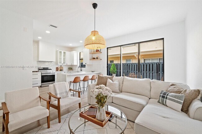 Foto del edificio - 12755 SW 133rd St