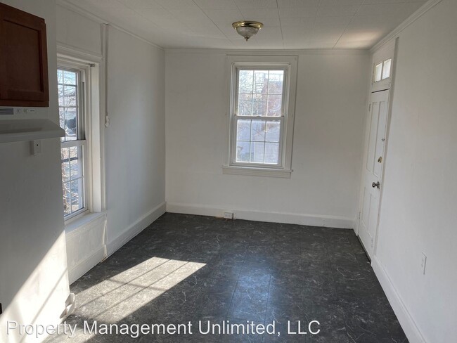 Building Photo - 443 E Prospect St
