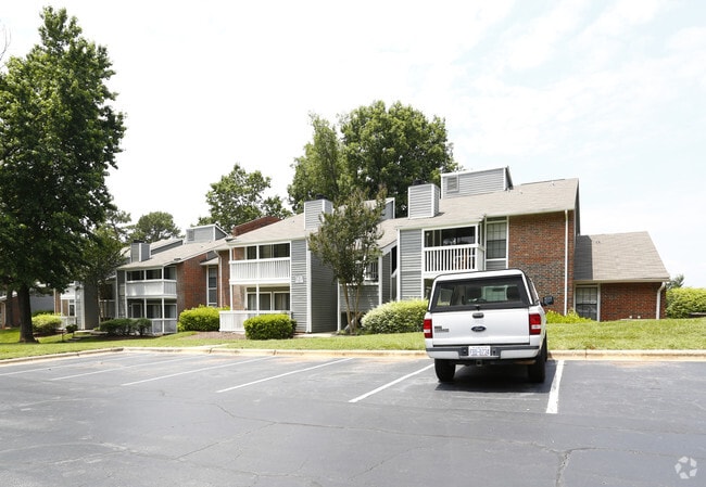 Building Photo - Duraleigh Woods