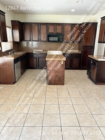 Foto del edificio - 12847 Antelope Ln