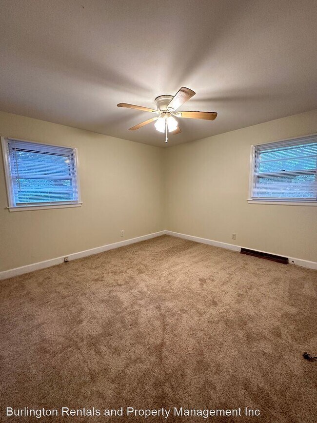 Building Photo - 3 br, 1 bath House - 511 Mattress Factory Rd