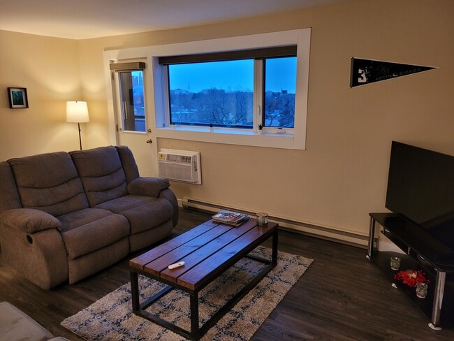 Building Photo - 261 Goulet St