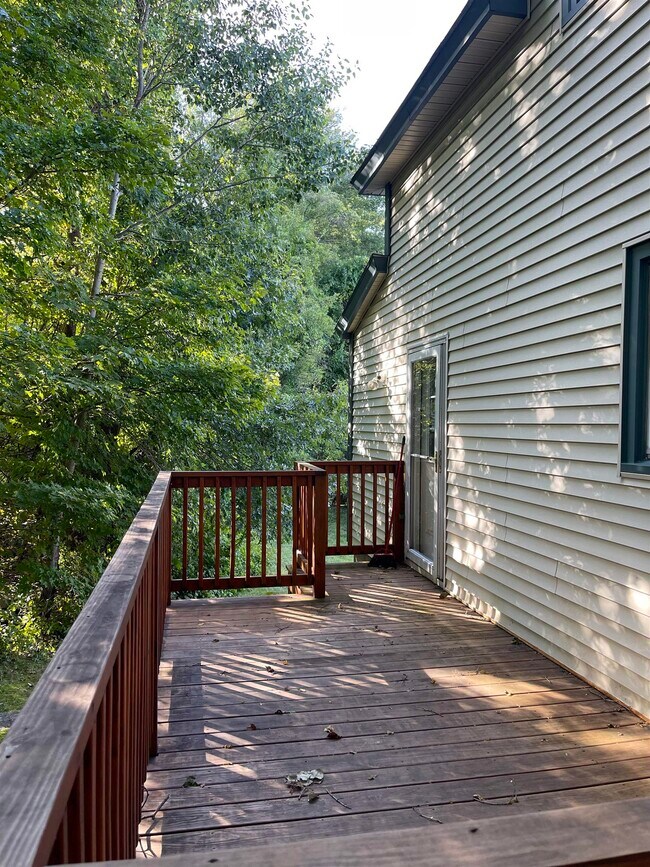 Foto del edificio - 3 Whitehall Rd