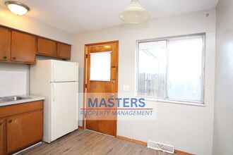 Building Photo - 5767 Steffens Ave Building Photo - 5767 Steffens Ave