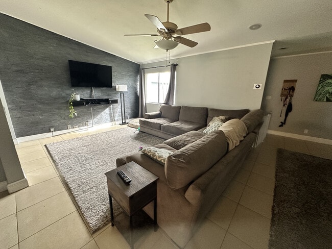 Foto del edificio - 963 NW 89th Ave