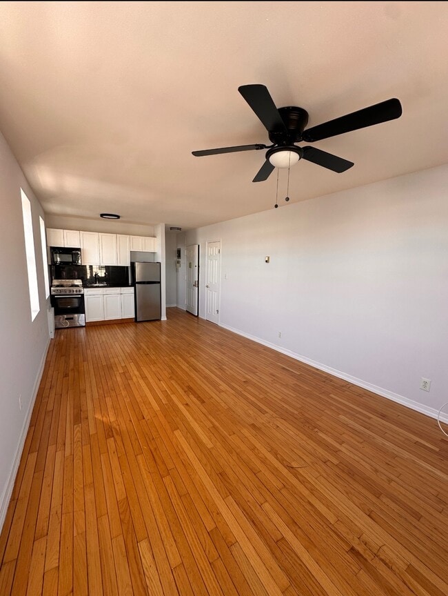 Foto del edificio - 890 W Beech St