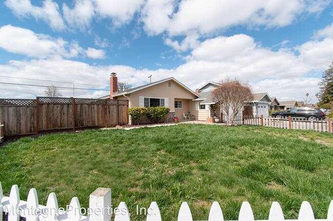 Foto del edificio - 3 br, 2 bath House - 1729 Ensenada Dr