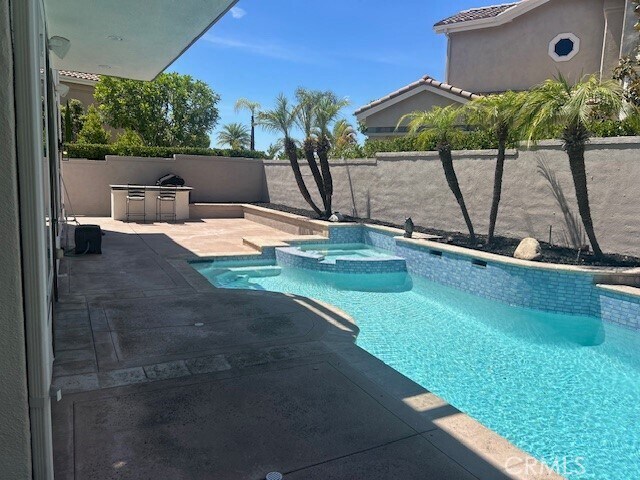 Foto del edificio - 27041 S Ridge Dr