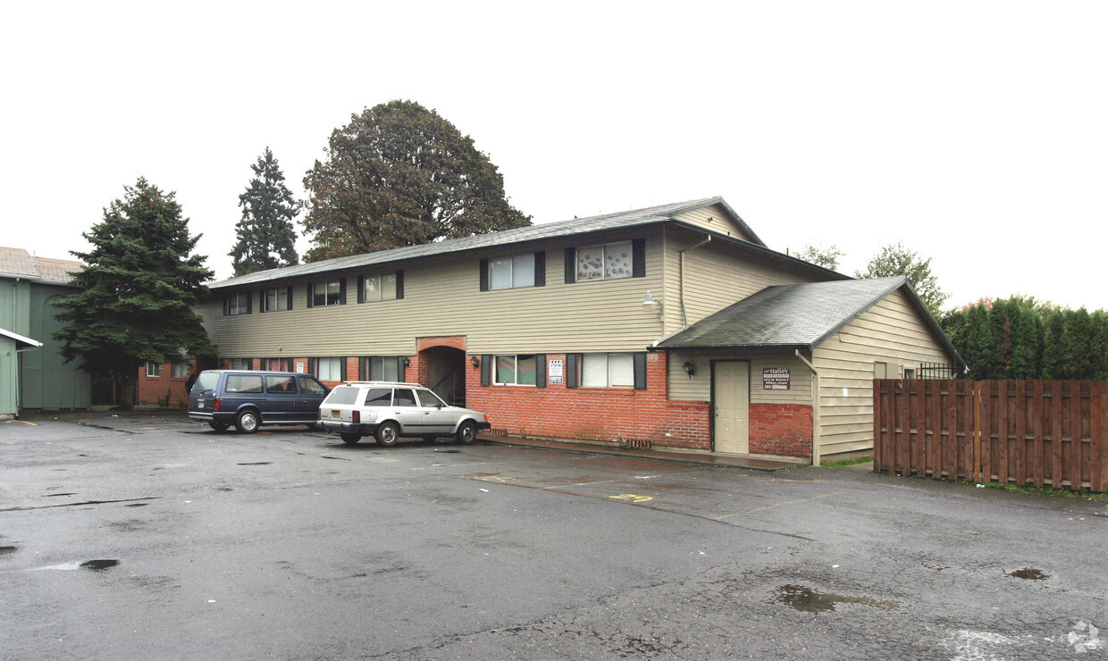 Older Building Photo - The Halsey Apartments