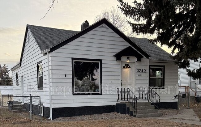 Foto del edificio - 2312 5th Ave N