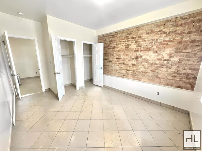 Foto del edificio - 85 STREET