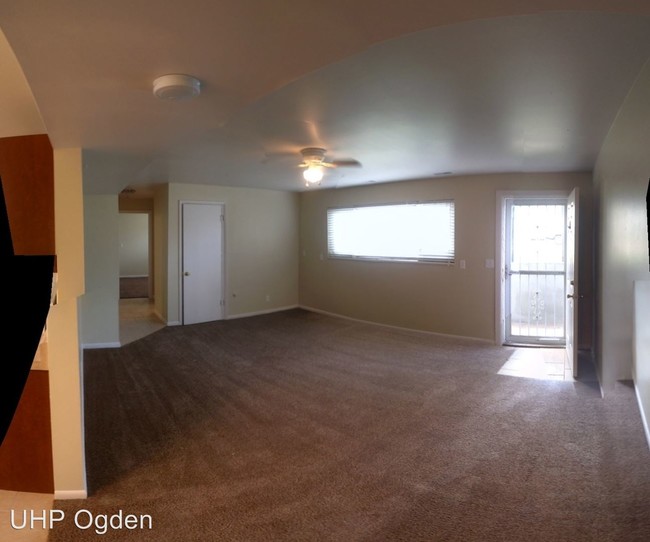 Building Photo - 5489 S 2350 W