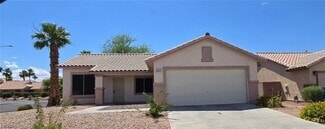 Building Photo - 303 Desert Knolls St