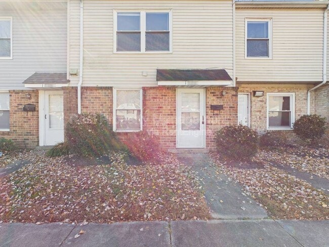 Photo - 1528 Darren Cir Townhome