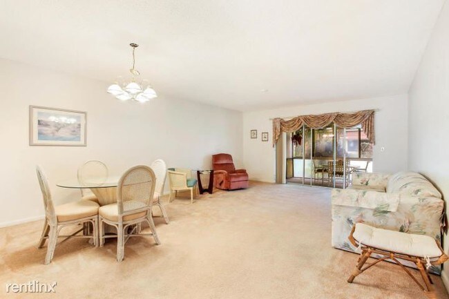 Building Photo - 711 Laconia Cir