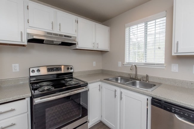 Stainless Stove - Providence Landing