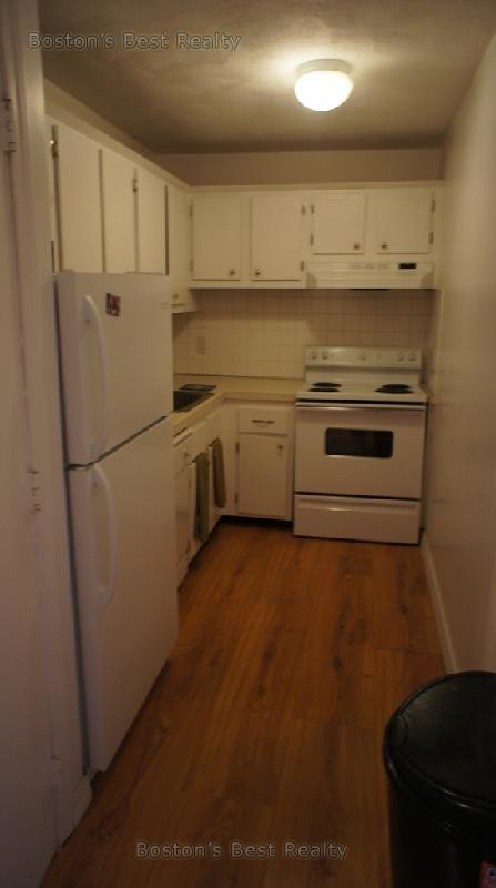 Foto del edificio - 35 Glencoe Rd