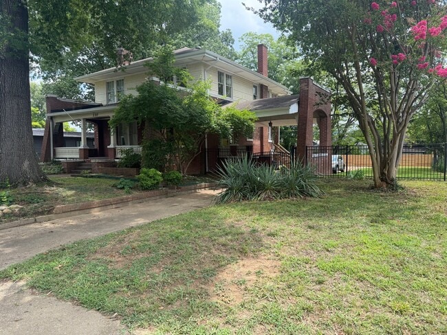 Building Photo - 110 Morningside Dr