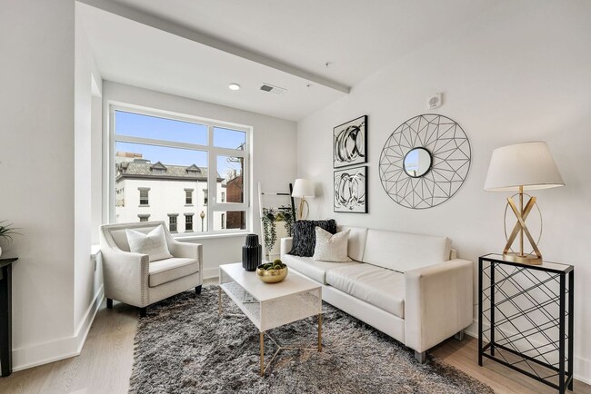 Foto del edificio - 3831 Georgia Ave NW