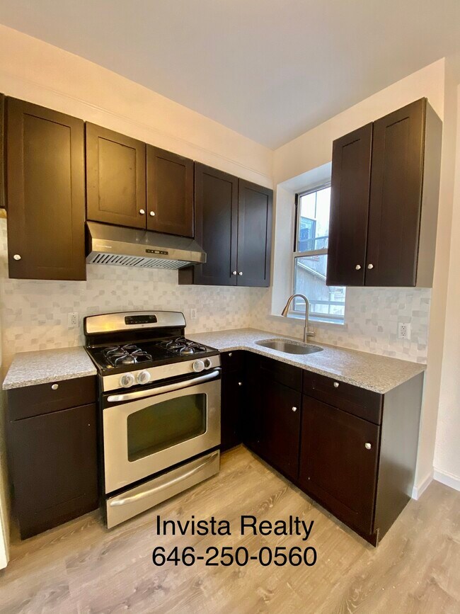 Foto del edificio - 25-17 30th Ave