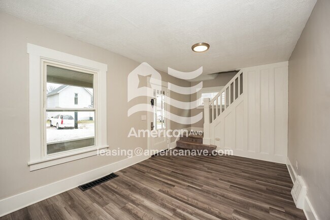 Foto del edificio - 1919 Widmer Ct NE