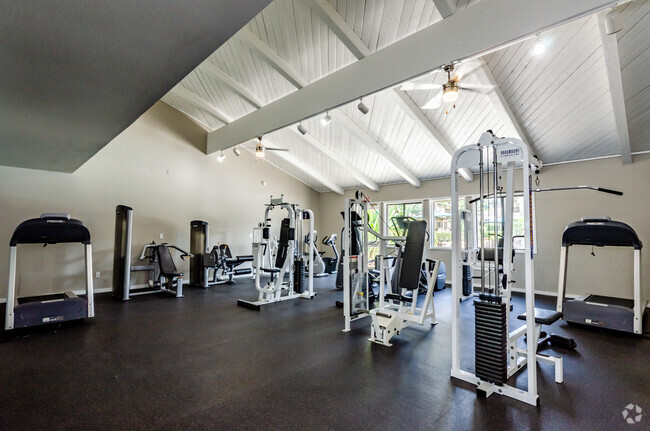 Fitness Center - Birchwood Village Apartment Homes