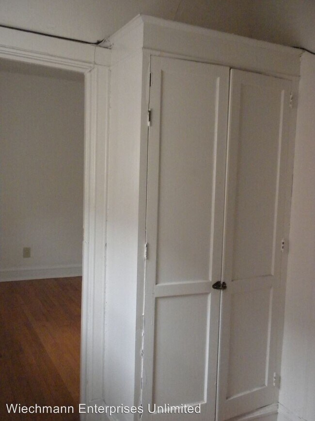 Foto del edificio - 2577 N Stowell Ave