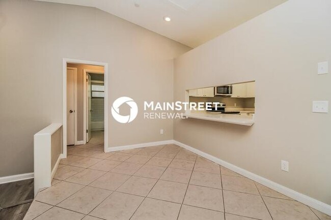 Building Photo - 3 Bedroom Pet-Friendly Home in LONGWOOD, F...
