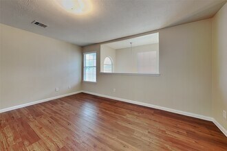Building Photo - 15458 Bammel Oaks Ct