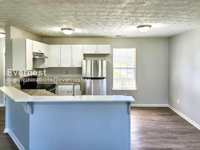 Building Photo - 1020 Joseph Ln