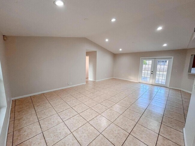 Foto del edificio - 1901 SW McAllister Ln