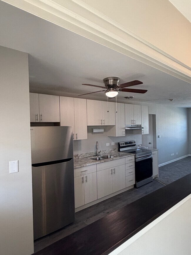 Foto del edificio - Colonial Gardens