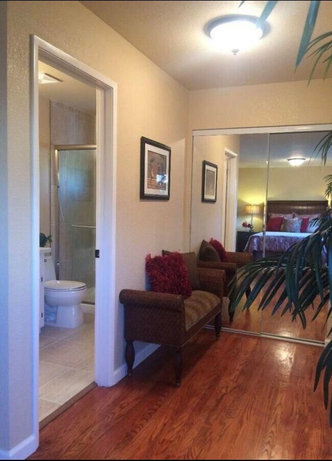 Foto del edificio - 238 S Park Victoria Dr