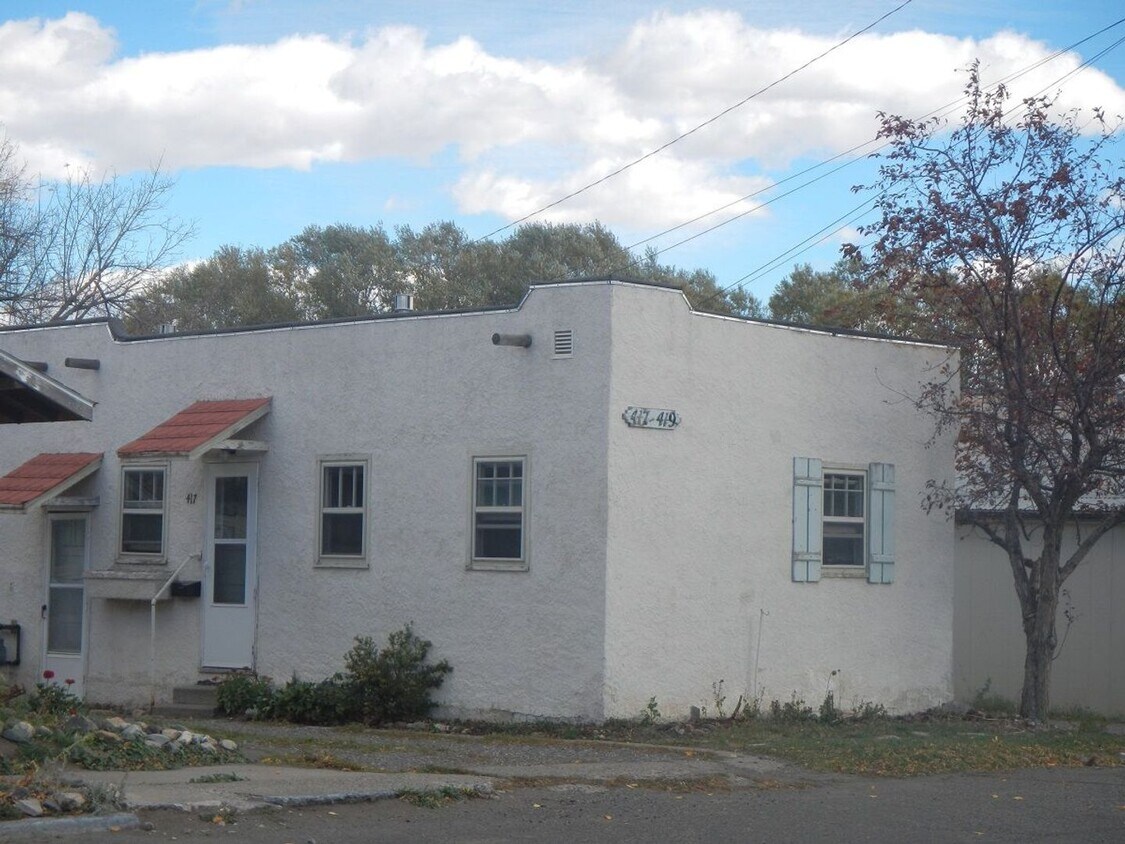 Foto principal - 419 S 2nd St