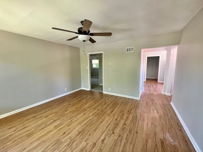 Building Photo - 6253 Corbly Rd