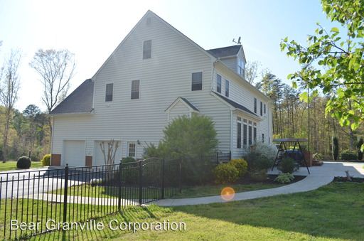 Building Photo - 15230 Whispering Wind Cir