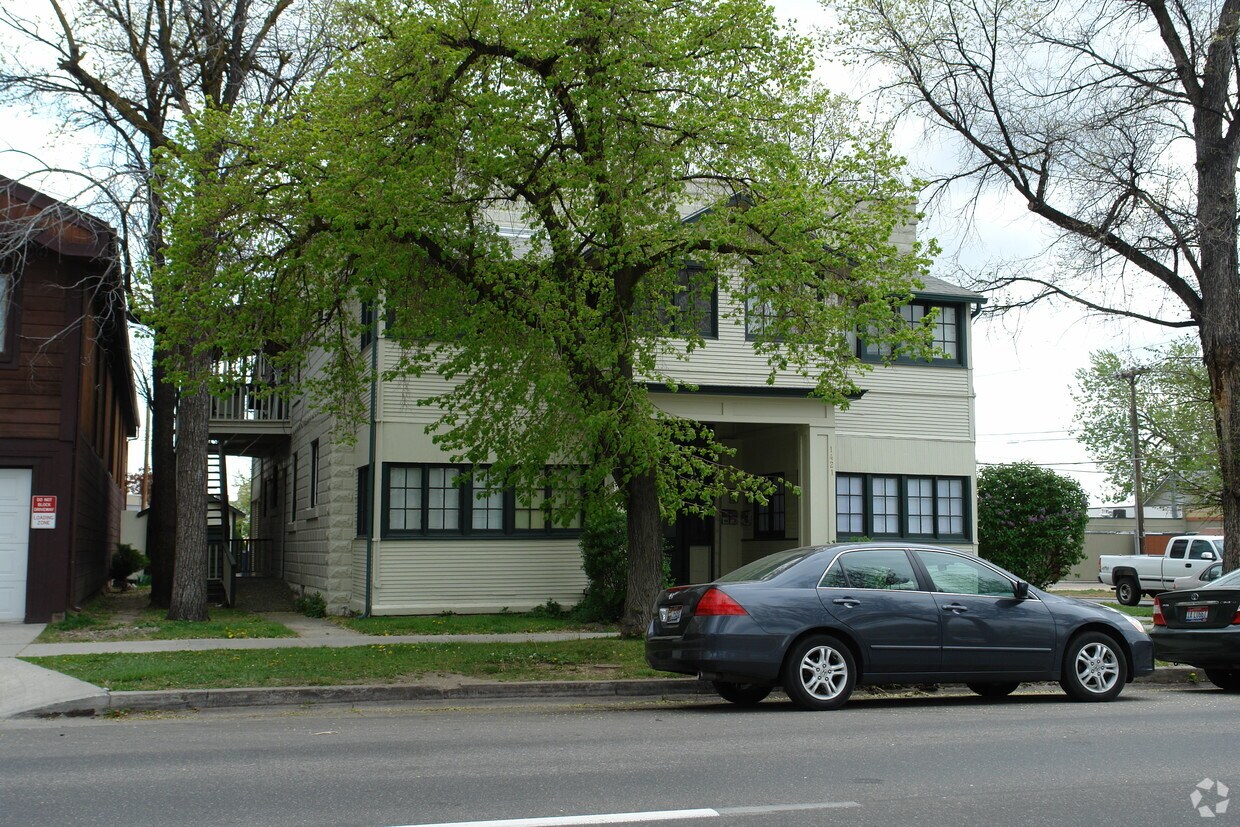 Building Photo - 312 N 15th St