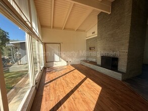 Building Photo - 3677 Willowick Dr